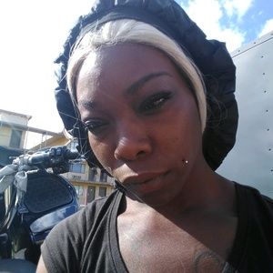 Meet your Posher, Veronica